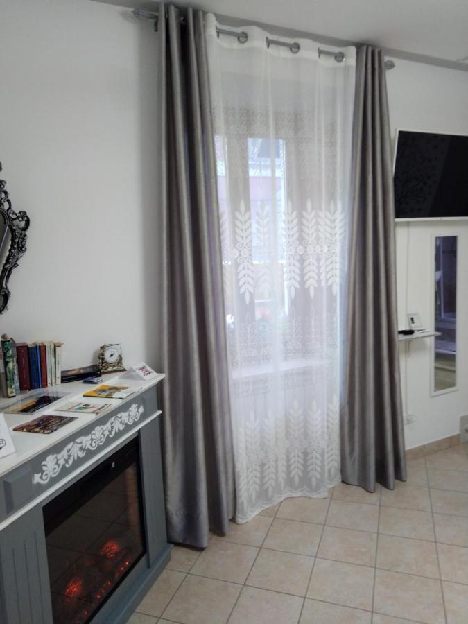 B&B Regina Margherita Л'Акуила Экстерьер фото